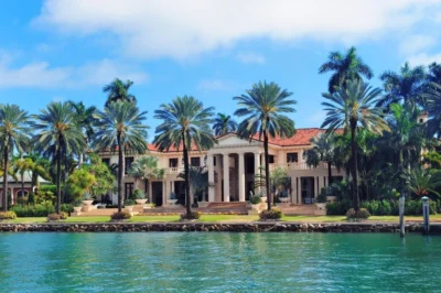 What Makes a Property High-End
